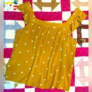 Universal Thread tank top shirt.